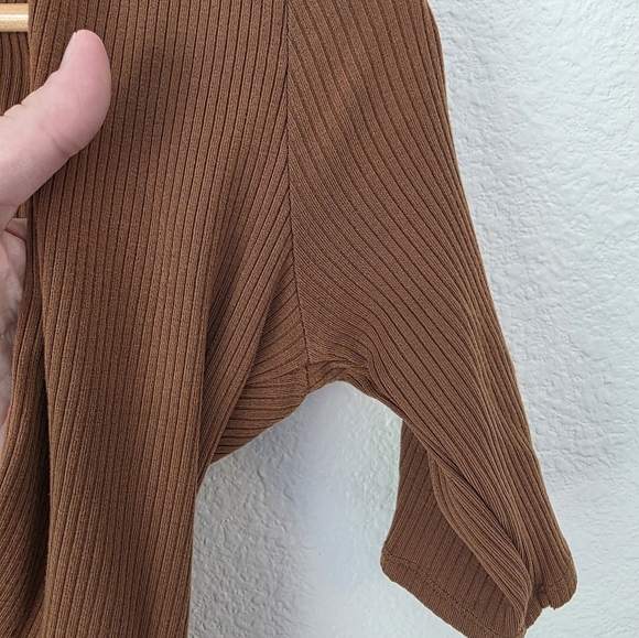 Reformation one piece deep V bodysuit, chocolate brown, size small - Picture 6 of 11